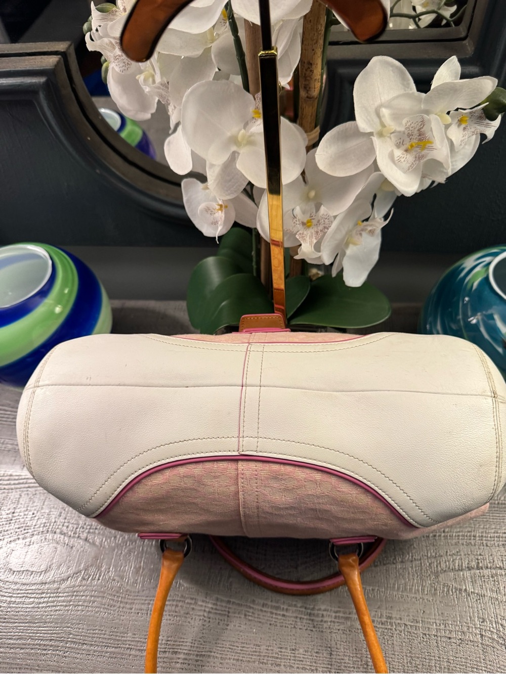 Coach Vintage Hampton Soho Scarce Color Pink & White Canvas w/ Tan Leather Trim - Picture 9 of 17